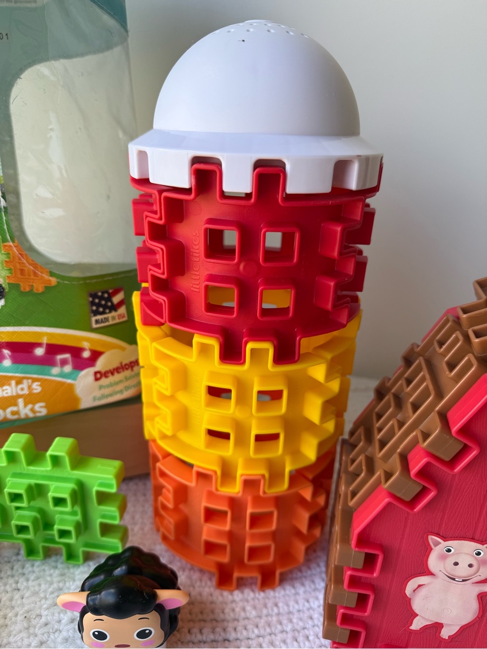 Little Tikes Little Baby Bum Old Macdonald's Farm Blocks set - Picture 5 of 17